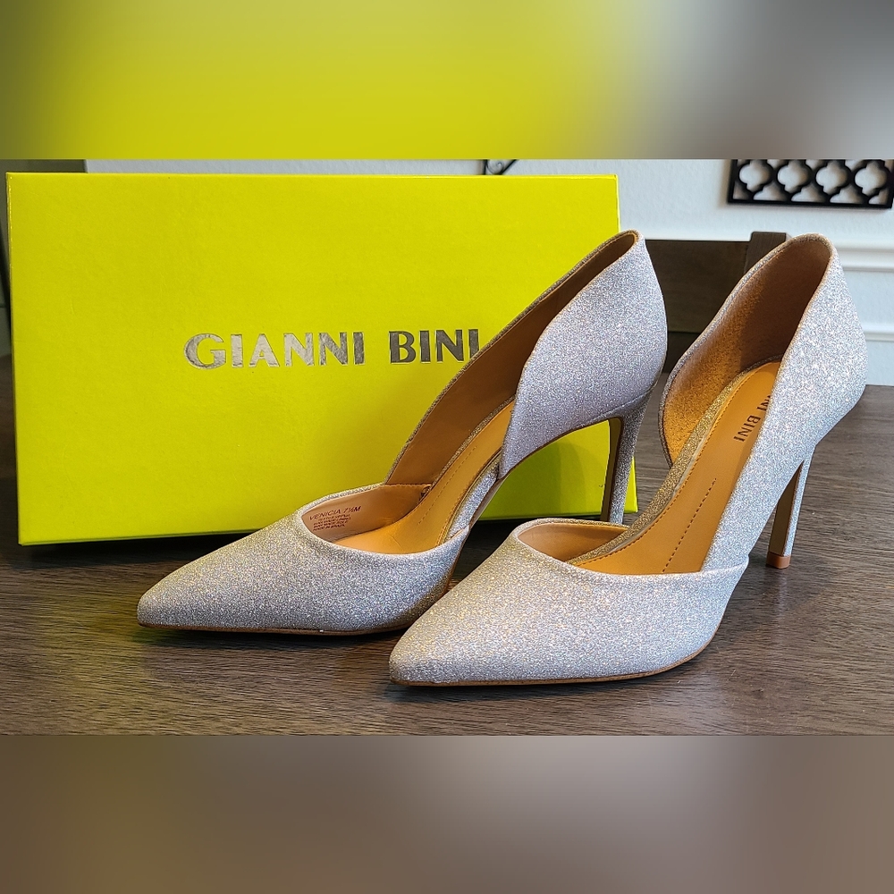 Gianni Bini Venicia Silver Mismatched size high heels.